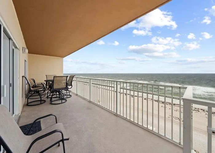Apartment Crystal Shores West 208 By Youngs Suncoast *