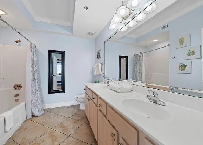 Crystal Shores West 208 By Youngs Suncoast Apartment *