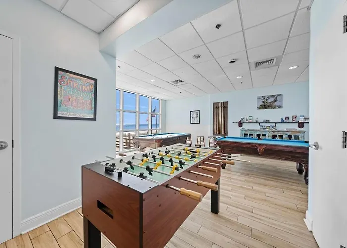 Apartment Crystal Shores West 208 By Youngs Suncoast