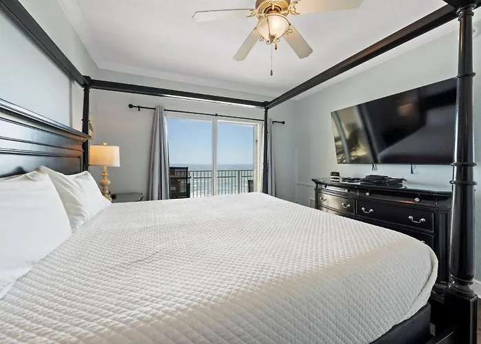 Apartment Crystal Shores West 208 By Youngs Suncoast